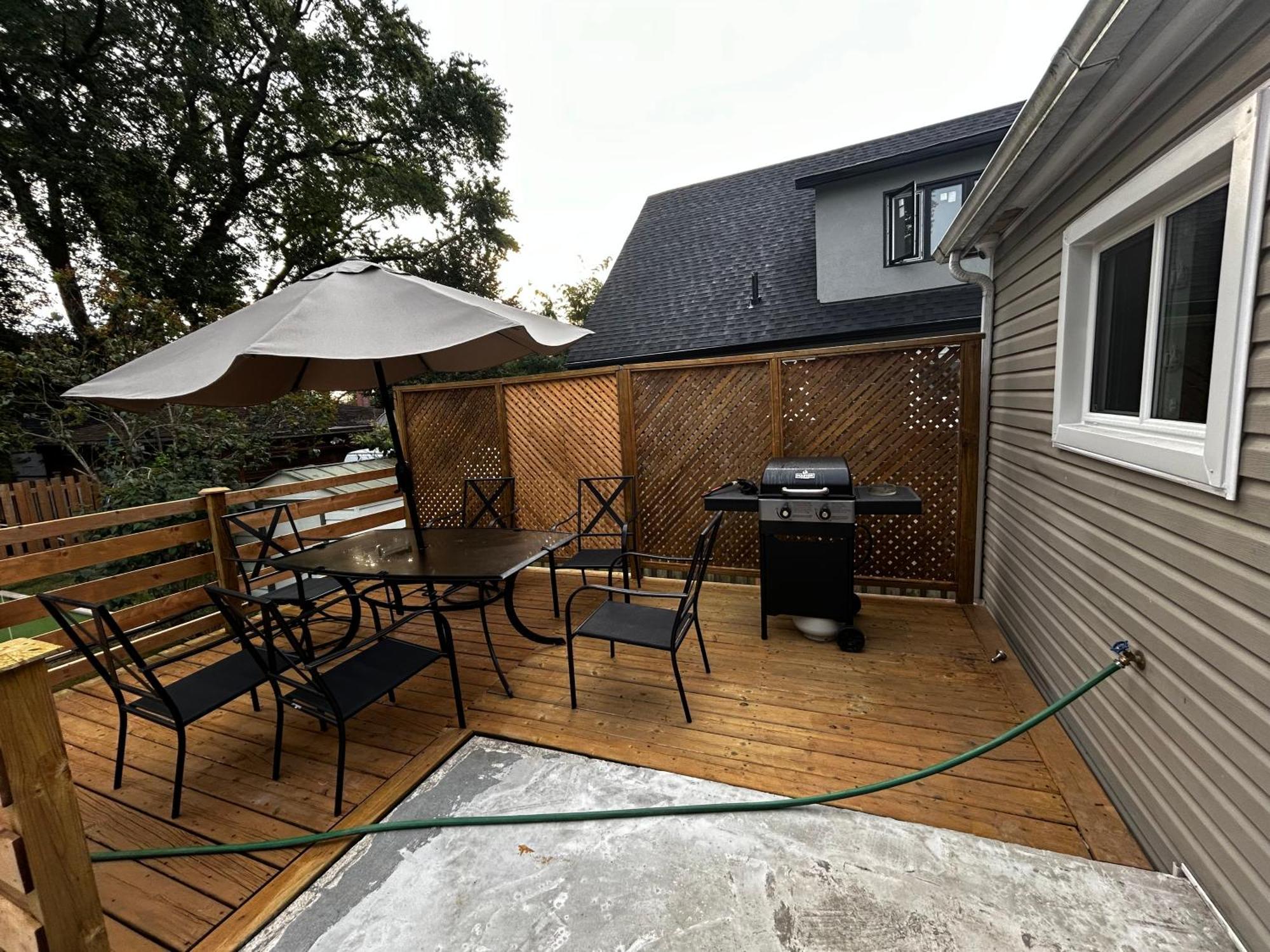 Tranquil Oasis In Lakeview Mississauga Exterior foto